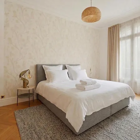 Apartament 3br Tour Eiffel Charles Floquet Paryż